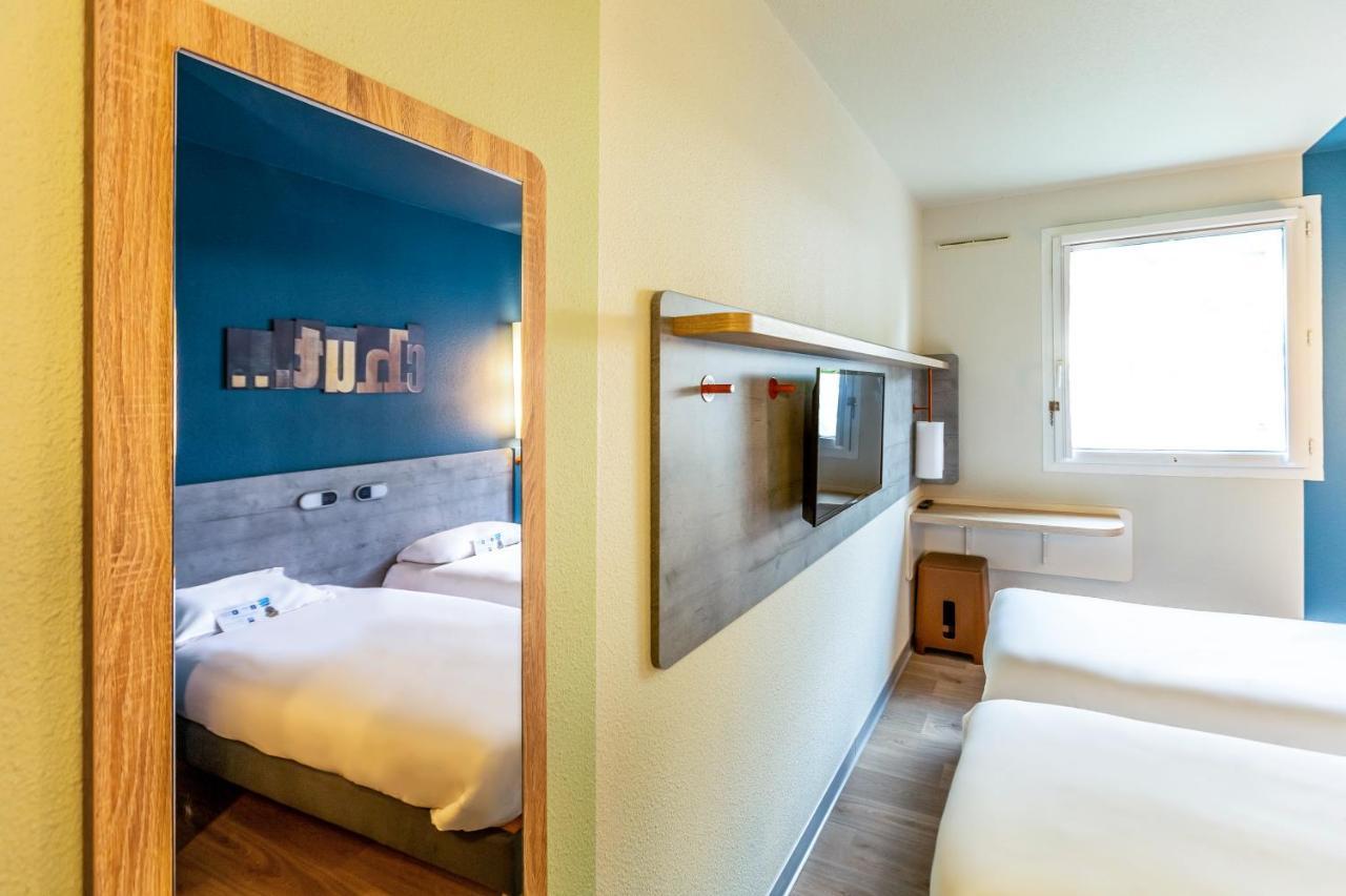 Ibis Budget Pertuis Portes Du Luberon Esterno foto