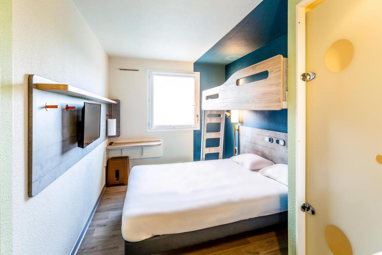 Ibis Budget Pertuis Portes Du Luberon Esterno foto